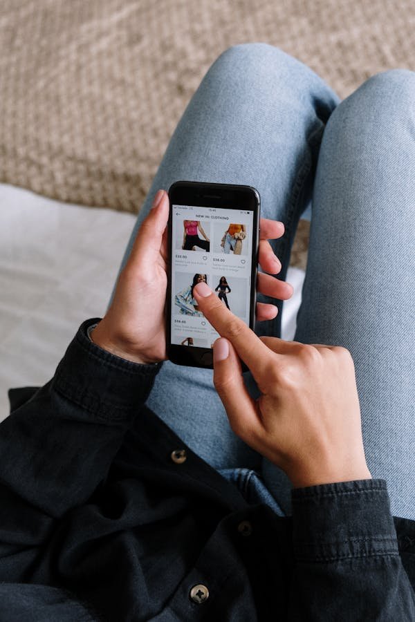 Shopping en ligne luxe : votre guide pour dénicher l'élégance