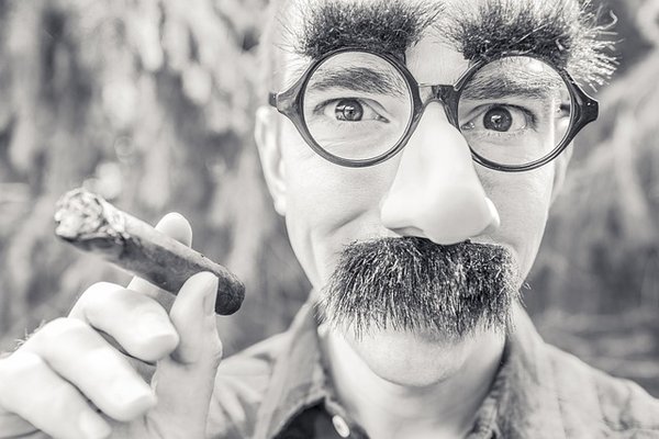 Les accessoires indispensables pour fumer un cigare